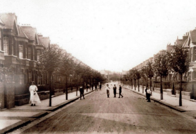Elborough Street 1900.png