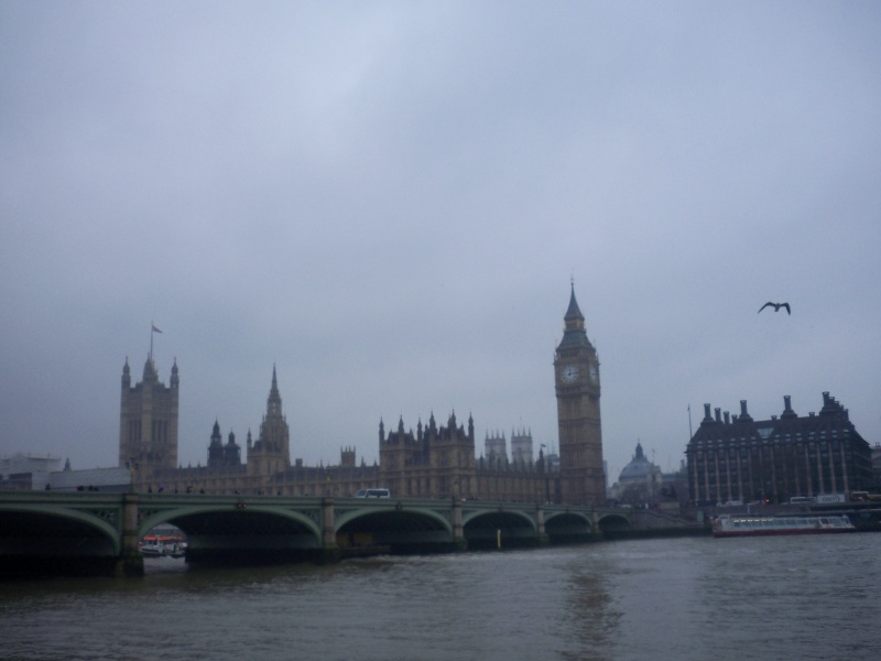 File:Thames and parliament (2).JPG