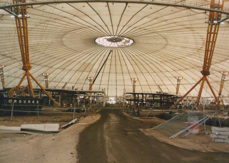File:Millennium dome construction.JPG