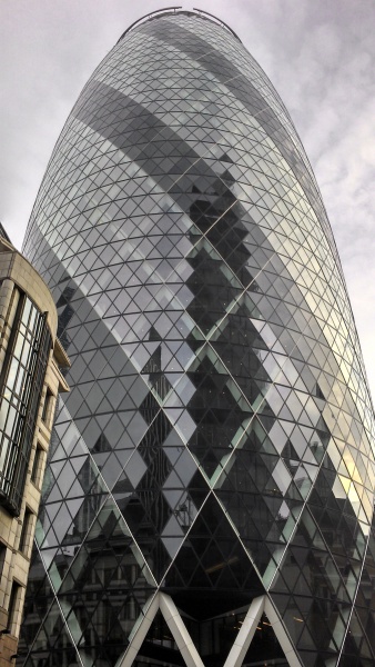 File:Gherkin building london 2.jpg