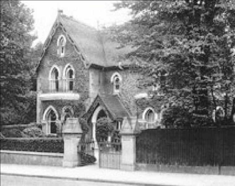File:Drakes house in the 1920s.jpg