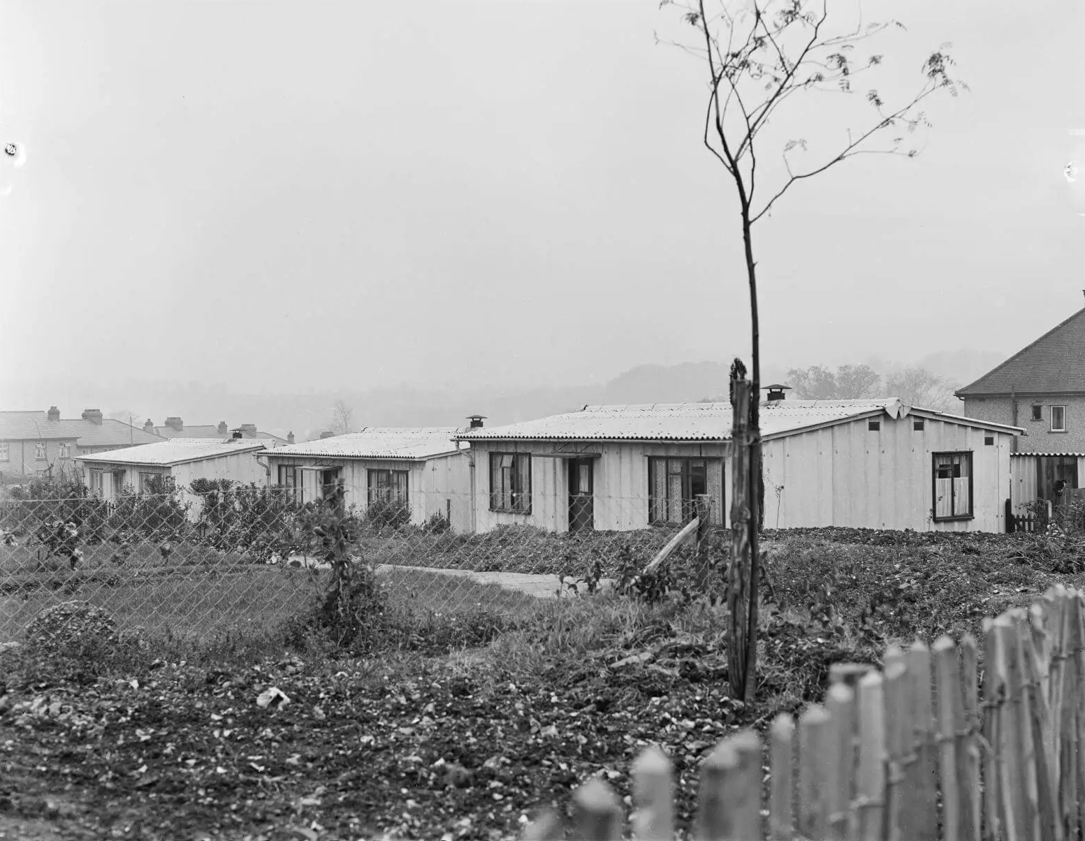 Item 25787 - Phoenix Type temporary bungalows in Hemel Hempstead, Hertfordshire.png