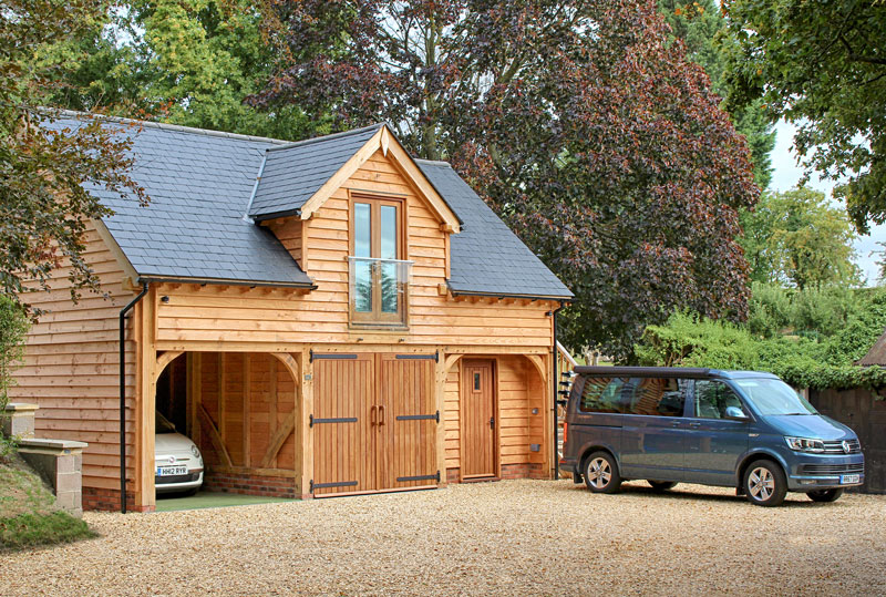 Exploring-the-Modern-Extension-Rooms-Above-Outbuildings-(3).jpg