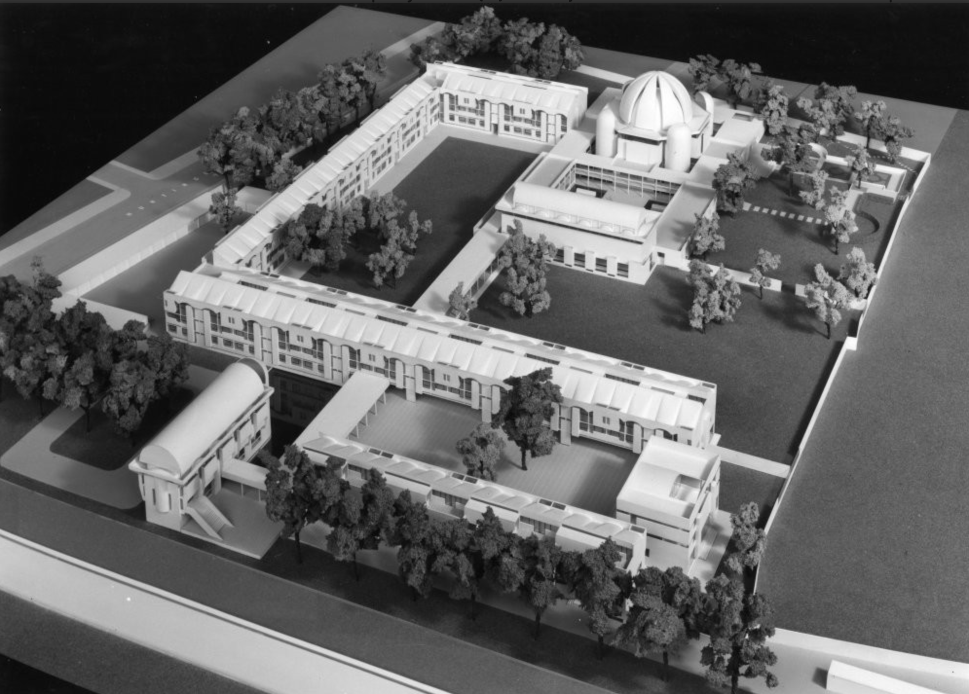 Item 25663 - New Hall, Cambridge - model of proposed scheme.png