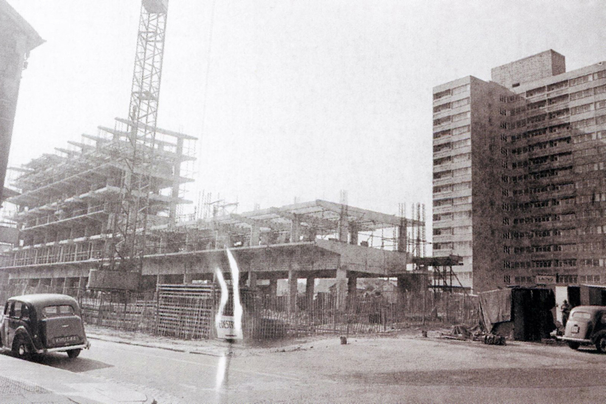 Item 25852 - 1930 Focus on slum clearance.jpg
