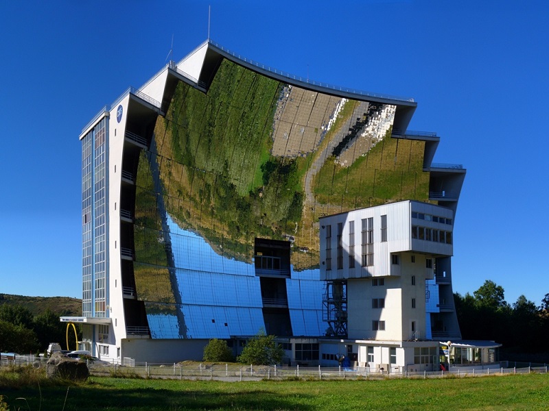 Solar-Furnace-Odeillo-France.jpg