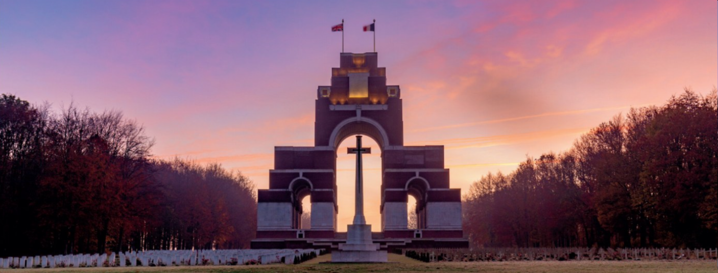 The Thiepval Memorial at dawn.png