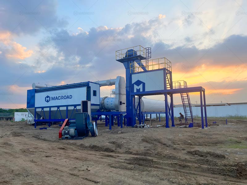 File:Macroad Planta de Asfalto México en Venta.jpg