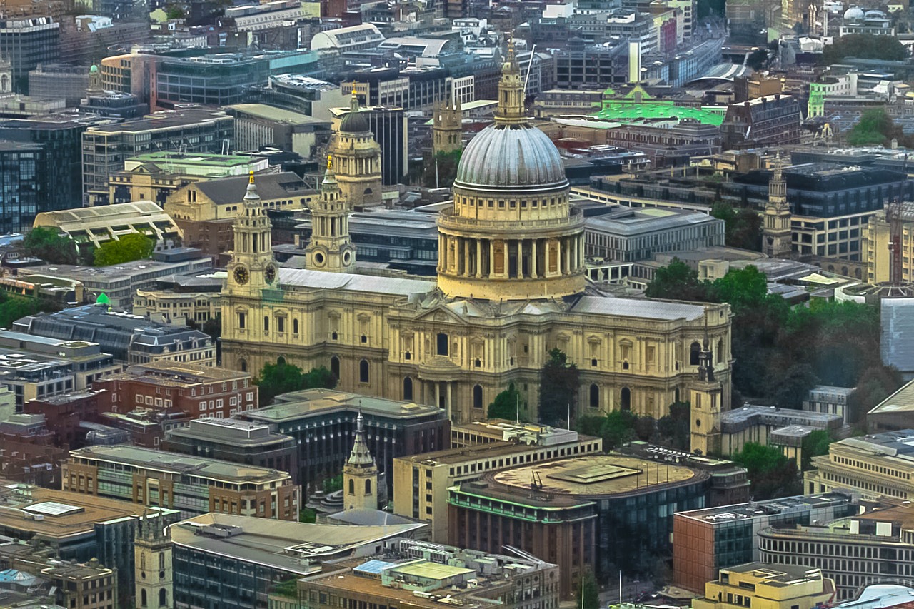 St pauls cathedral pix.jpg