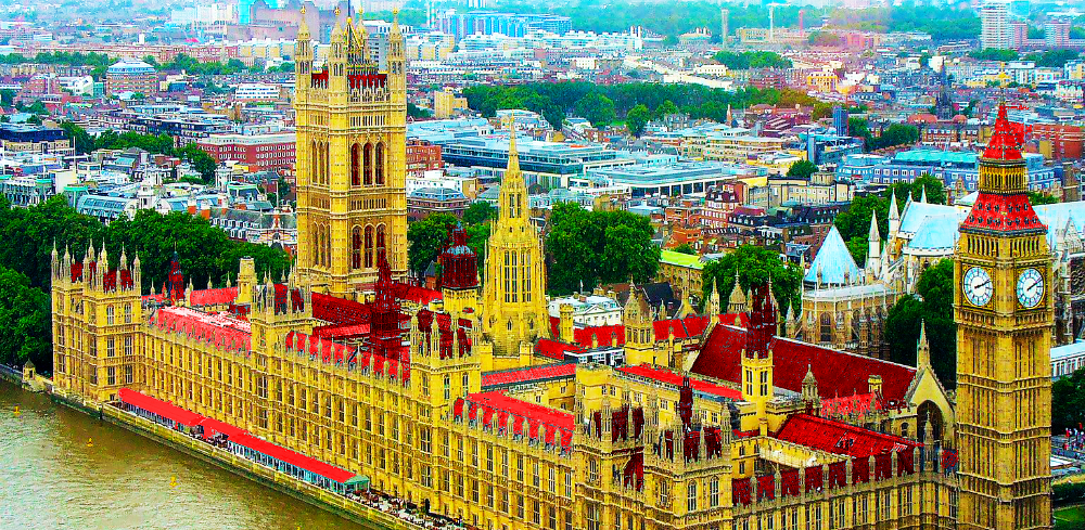 Red roof Westminster Palace 1000.jpg