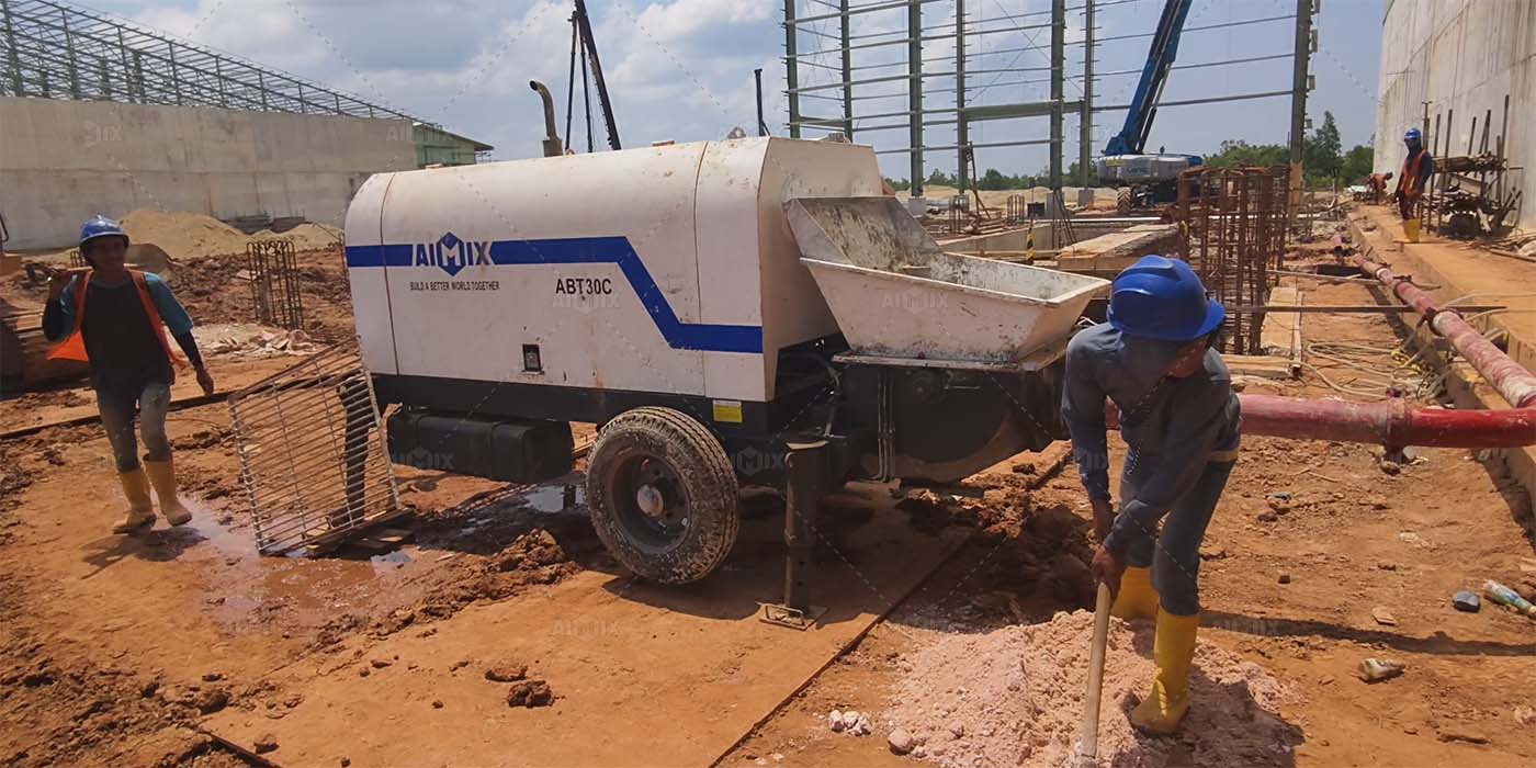 ABT30C diesel trailer concrete pump for house concrete pouring in Dumai.jpg