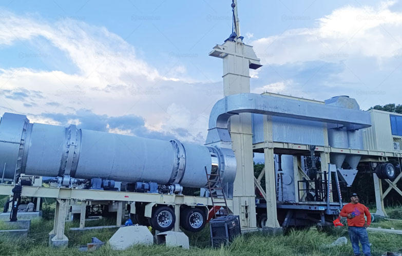 Macroad ALYT120 Asphalt Plant in Santo Domingo, Dominican Republic.jpg