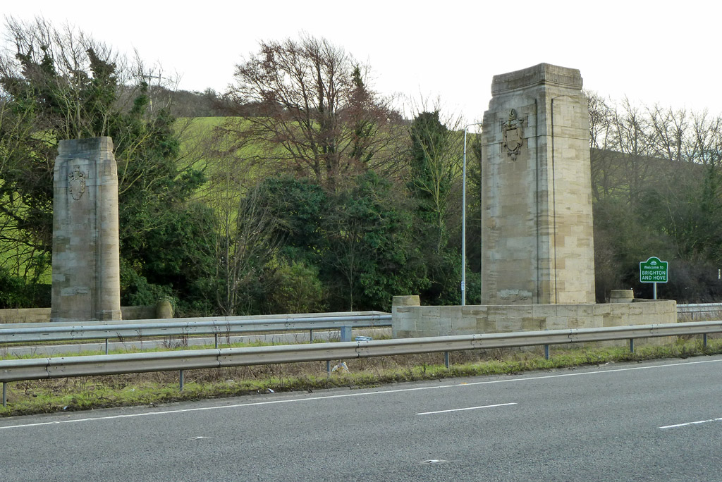 Pylon.Patcham.jpg