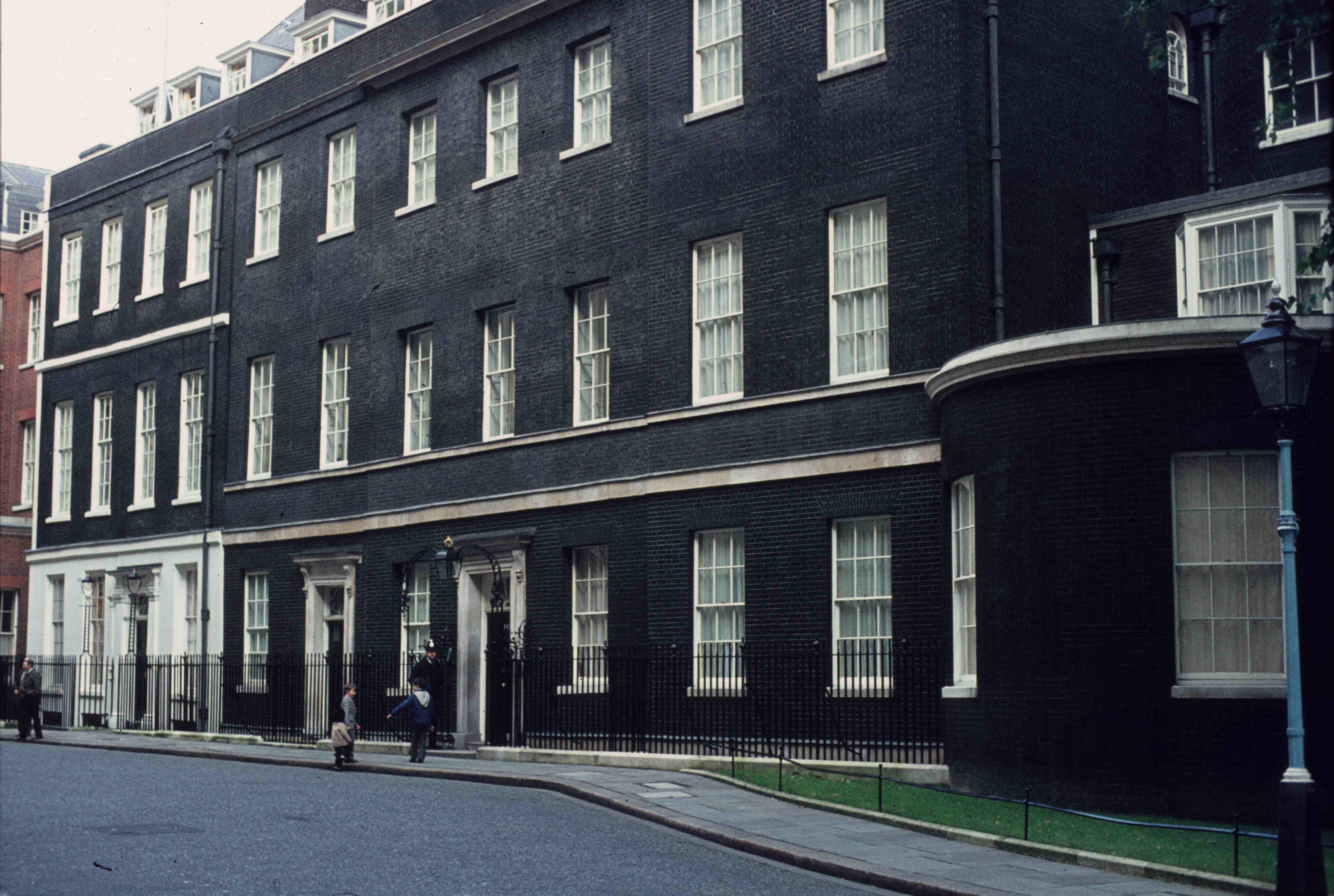 10 Downing Street - Designing Buildings