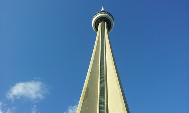 Cntower2.jpg