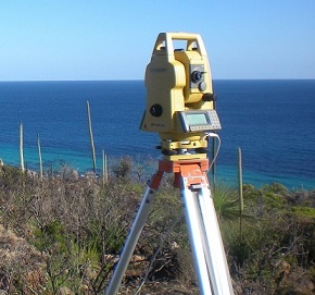 File:Theodolite290.jpg