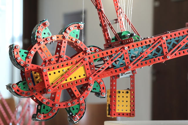 Meccano - Designing Buildings