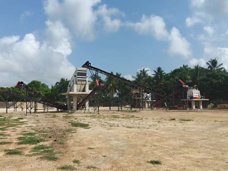 File:Aggregate Crushing and Procesing Plant.jpg