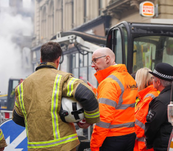 First Minister visits Union street-Small 350.jpg
