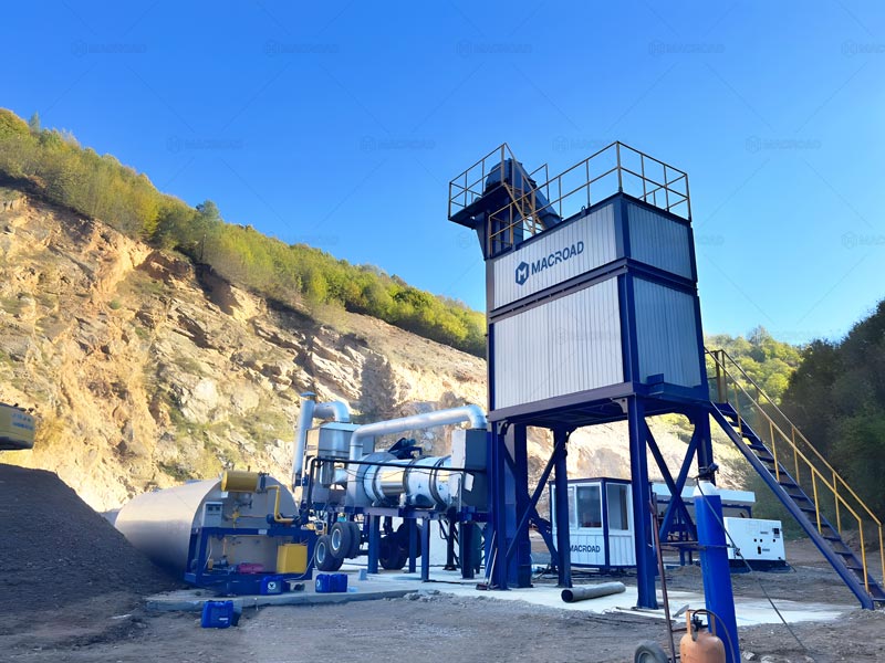 File:Mobile Drum Asphalt Plant for Rural Road Construction.jpg
