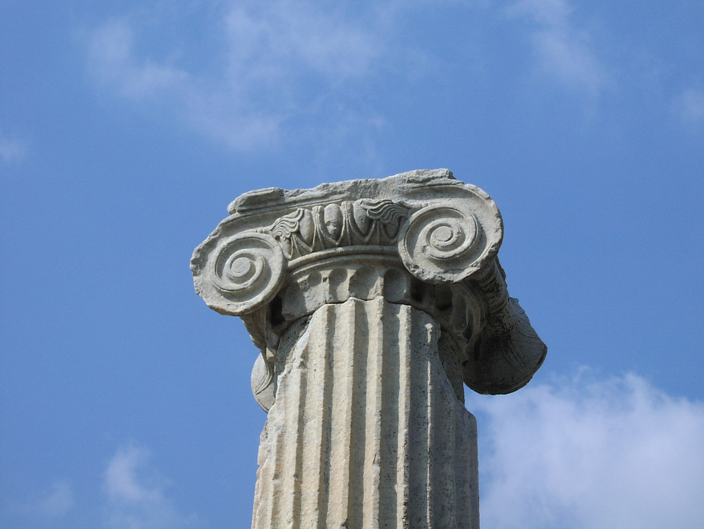 Ionic column.jpg