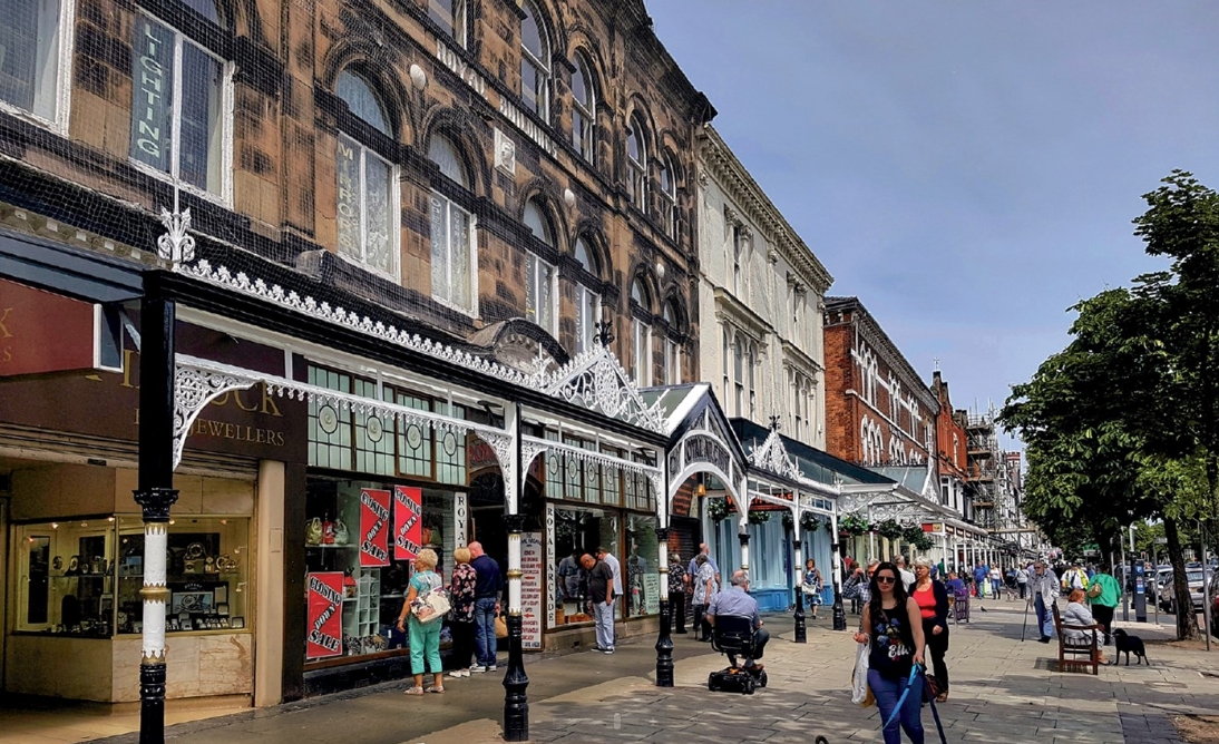 Lord Street Southport.jpg