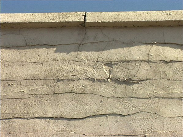 Sulfate attack in bedding joints.jpg