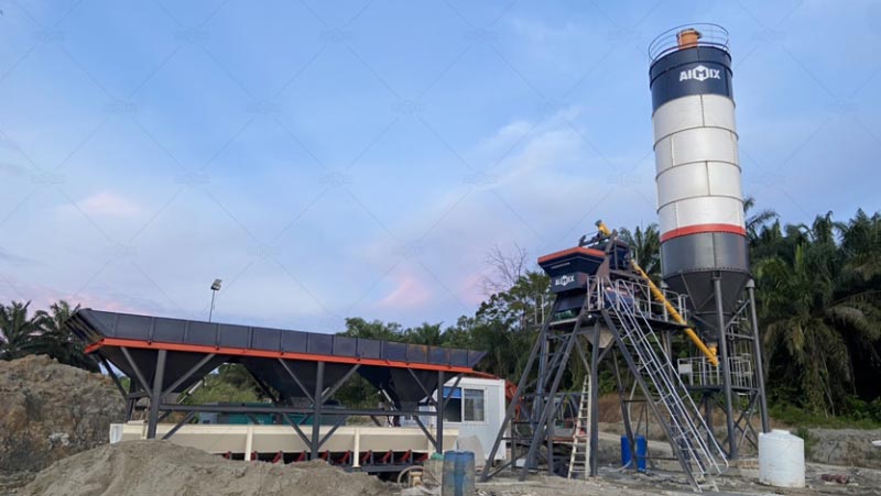 File:Concrete Batching Plant with Competitive Price for Sale.jpg