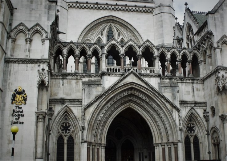 RoyalCourts.800.jpg