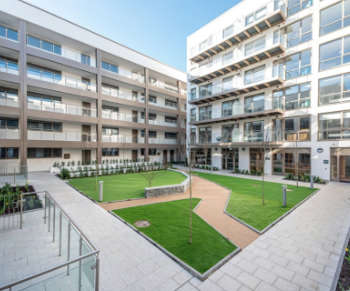 File:AT 149 – SPRING 2024 M.Woodhams, Baumit 2 350.jpg