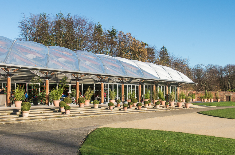 AlnwickGardenPavilion.jpg