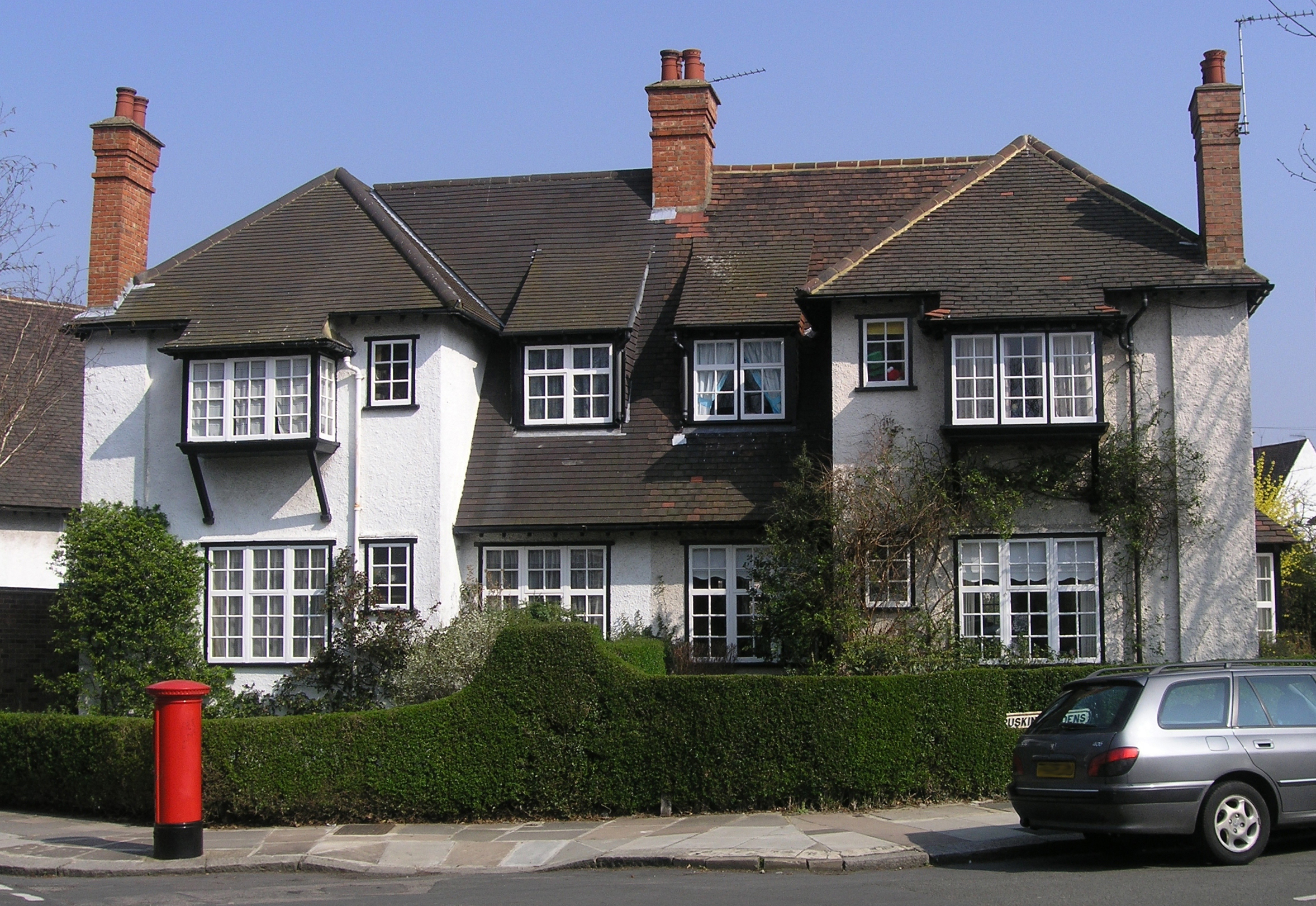 Item 23896 Ludlow Rd in Brentham Garden Suburb.jpg