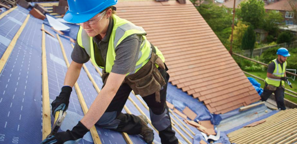 ATJournal roofing 154 3 Lanpro, Boyer, and Leaders Romans Group 1000.jpg