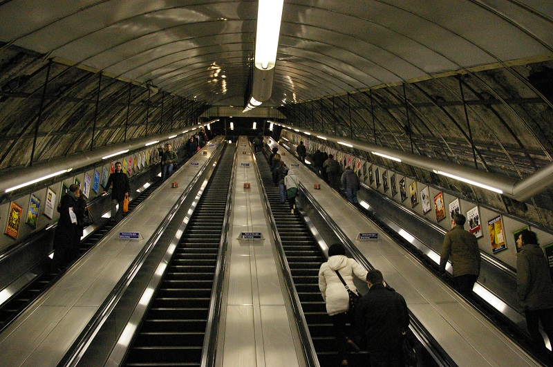 Escalator1.jpg