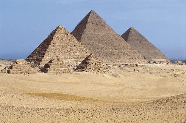 Pyramid1.jpg