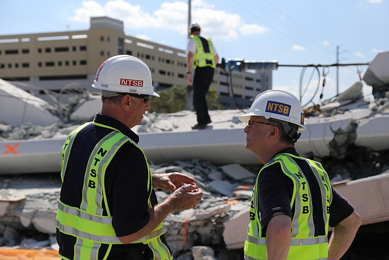 FIU Bridge NTSB inspection.800.jpg