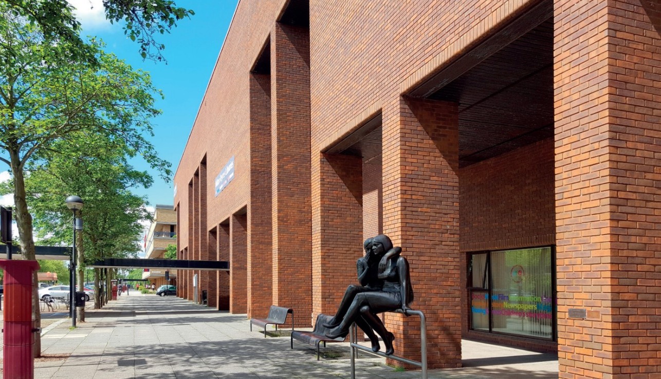 Central Library Central Milton Keynes.jpg