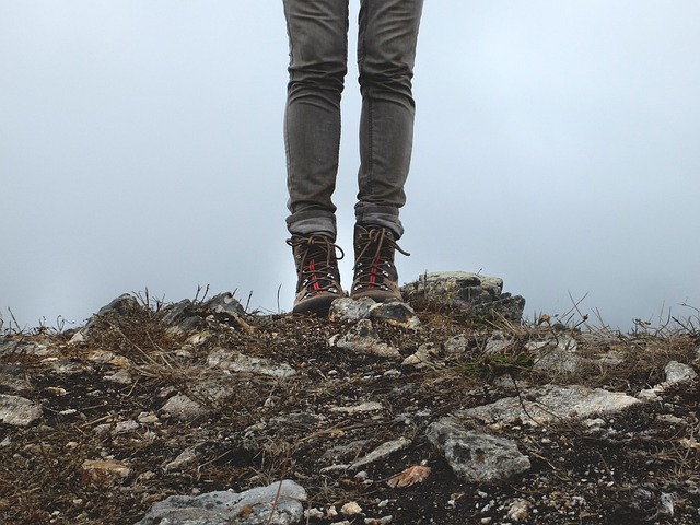 Hiking-boots-455754 640.jpg