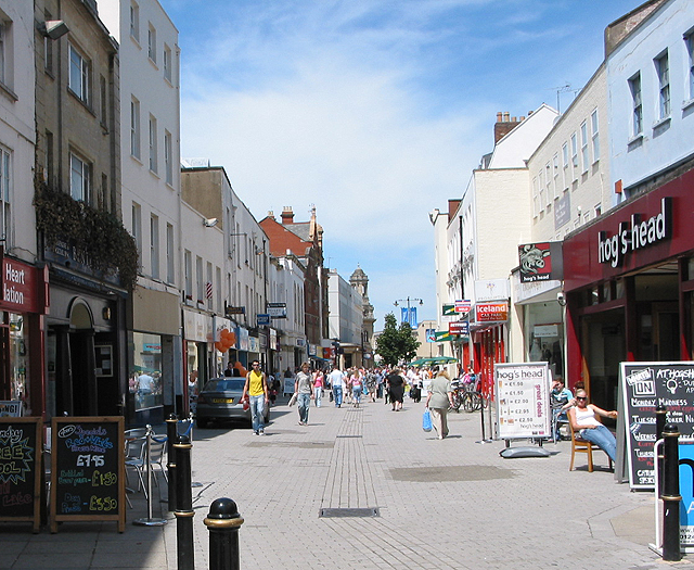 CheltenhamHighStreet.jpg