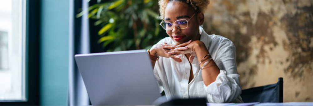 APM female-on-laptop-2 1000.jpg