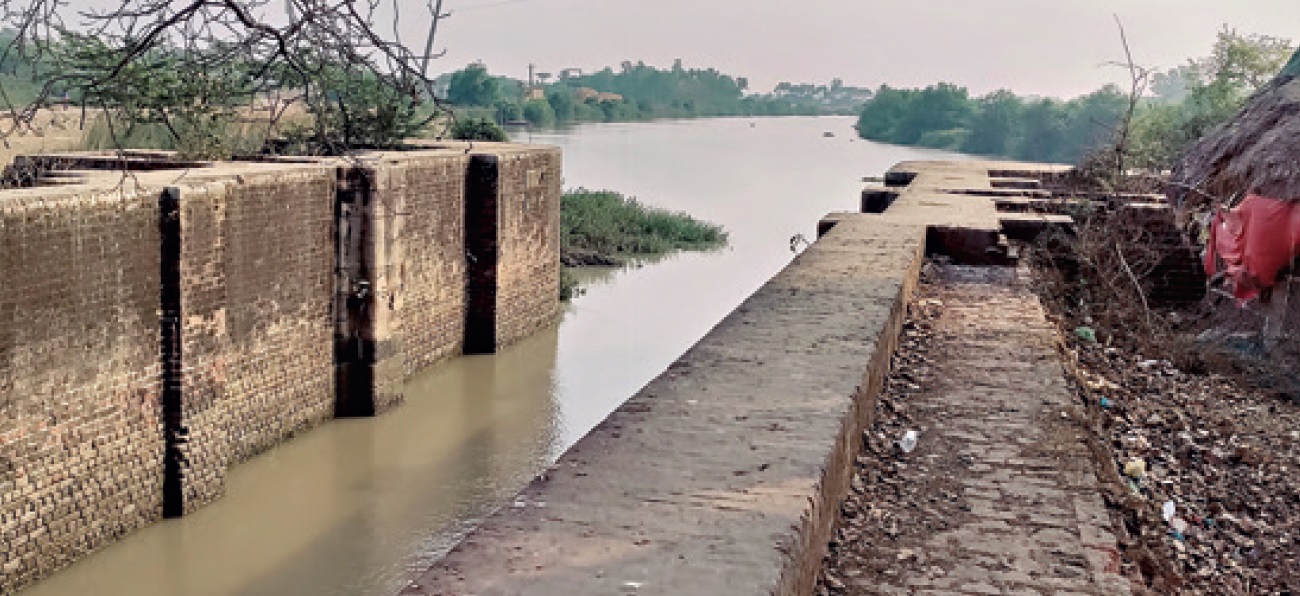 Odisha East Coast Canal.jpg