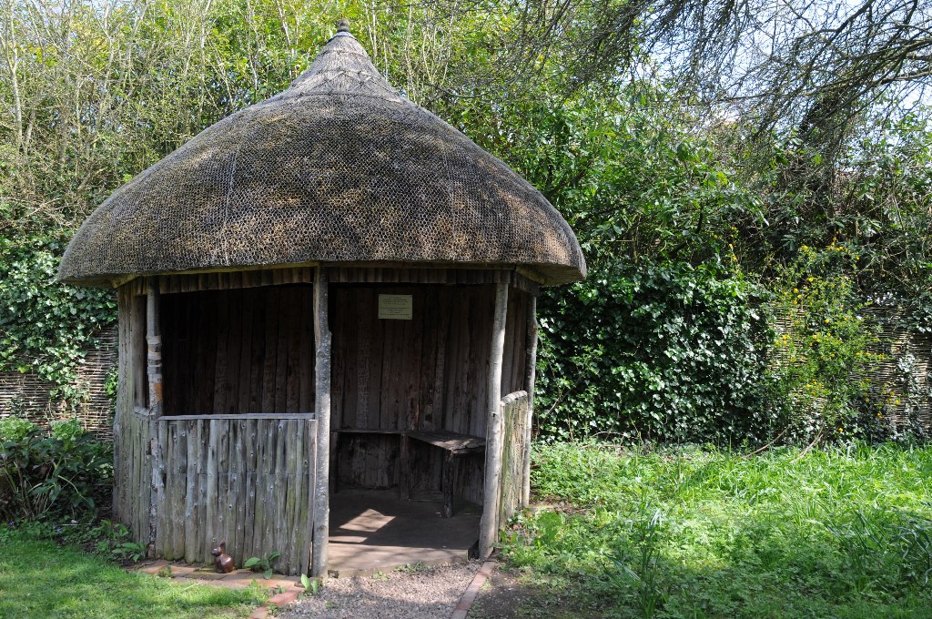 Summerhouse.Elgar.jpg