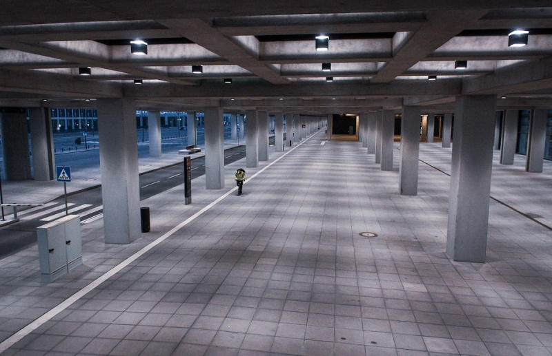 File:Concrete paver 350.jpg