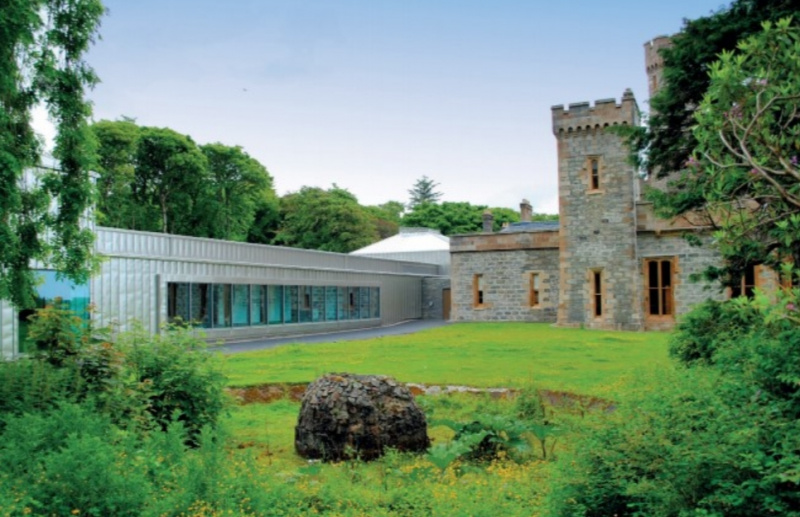 File:Lews Castle.jpg