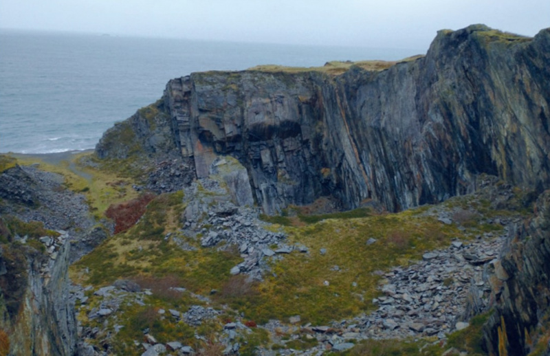 File:Cullipool slate quarry.jpg