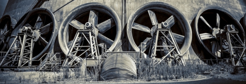 File:Fan industrial 900.jpg