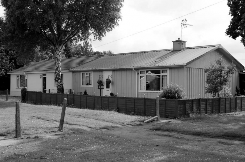 File:Item 25737 - Hawksley BL8 Bungalow.png
