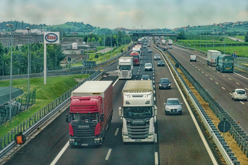 File:Lorry-ge4b90149b 1280.jpg