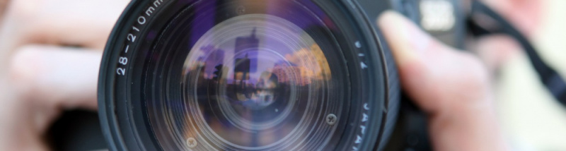 File:Camera-1239384 1000.jpg