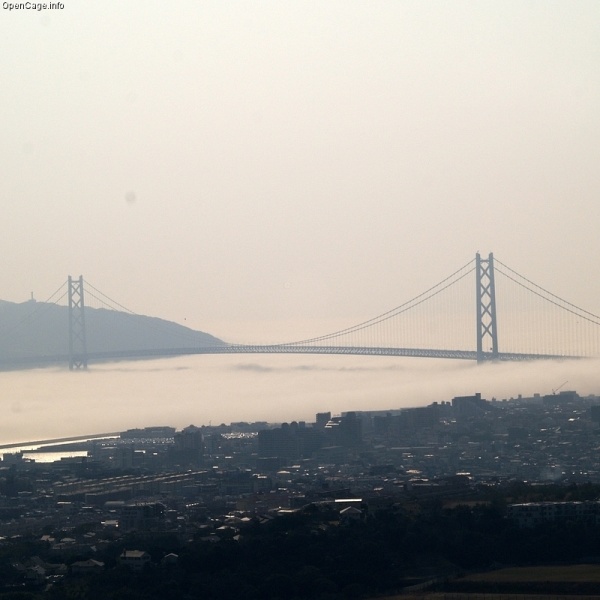 File:Akashi Kaikyo Bridge.jpg